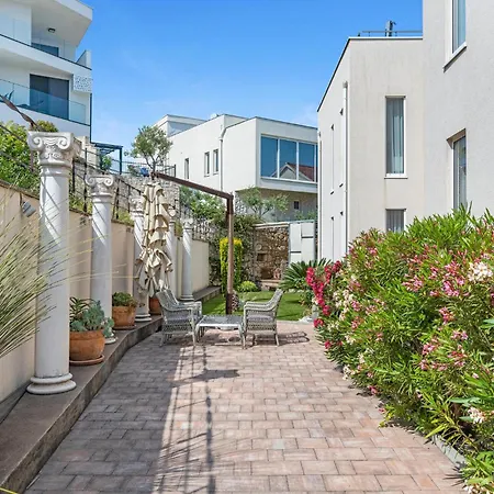 Lovely In With Wifi - Csv284 Apartman Murter