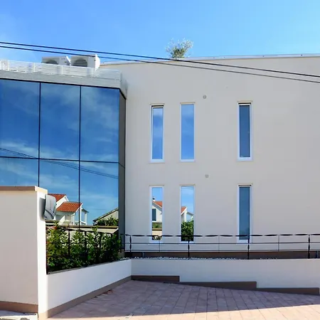 Apartment Lovely In With Wifi - Csv284