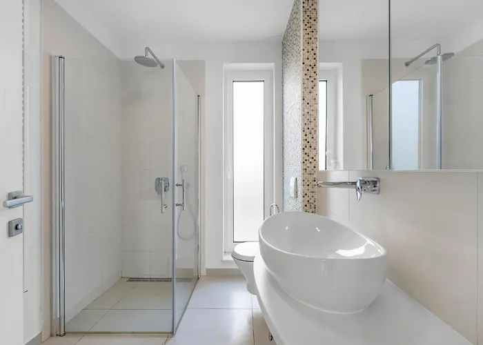 Apartamento Lovely In With Wifi - Csv284 Murter