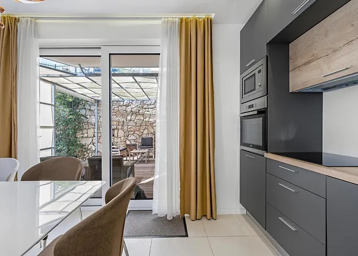 Lovely In With Wifi - Csv284