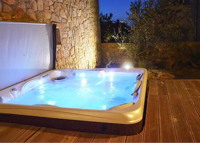 Apartamento Lovely In With Wifi - Csv284 Murter